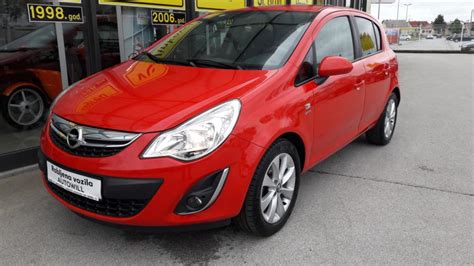 opel corsa 1 4 active 2013 god