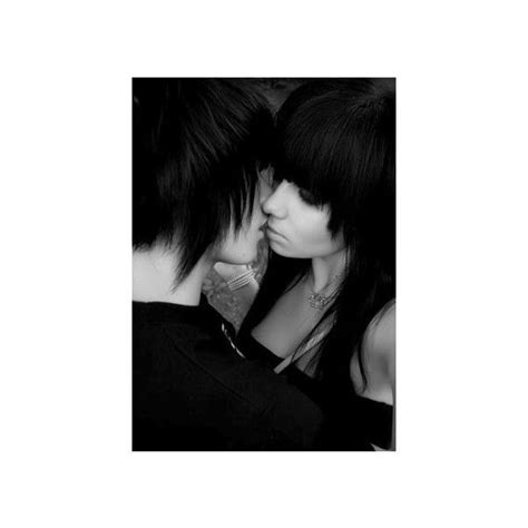 Emo Kiss Image By Sexxicats On Photobucket Emo Kiss Images Emo Couples
