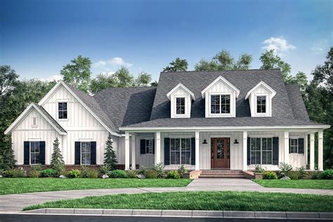 Or the bonus room could be located at the end. Fresh 4-Bedroom Farmhouse Plan with Bonus Room Above 3-Car ...