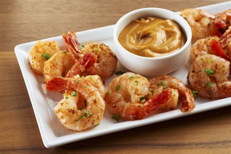 Only a few ingredients and comes together in 15 minutes. Thai Shrimp with Peanut Dipping Sauce Recipe - Kraft Canada