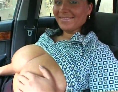 Incredible Hot Busty Mature Babe Gets Seduced In The Car Mylust