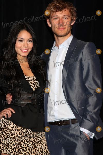 Photos And Pictures Vanessa Hudgens Alex Pettyfer Of Beastly At