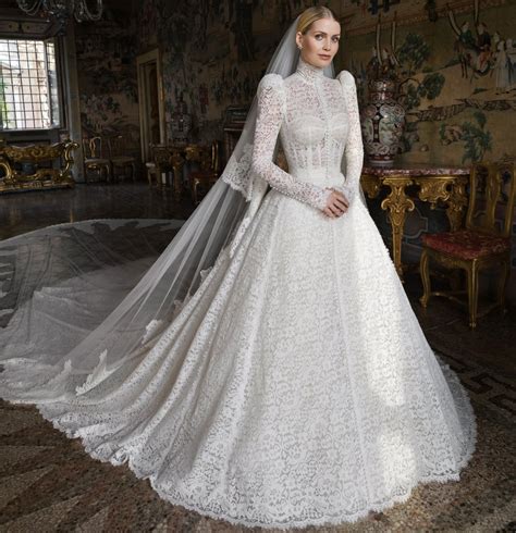 See Lady Kitty Spencers 5 Dolce And Gabbana Wedding Dresses Popsugar Fashion Uk