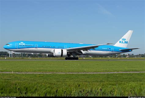 Ph Bvw Klm Royal Dutch Airlines Boeing 777 300er Photo By Jan Seler