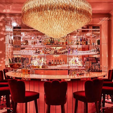 This Stylish Hotel Soothes My Travel Weary Soul In 2020 Hotel Bar