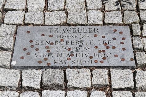 Grave Of Traveller The Grave Of Traveller Robert E Lees Flickr