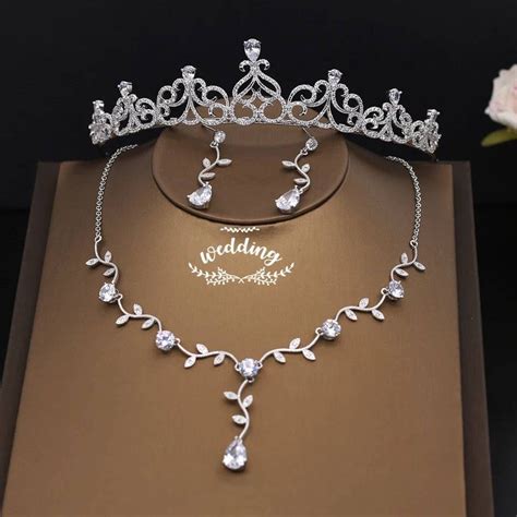 Silver Tiara And Bridal Necklace Set With Crystalswedding Etsy In 2021