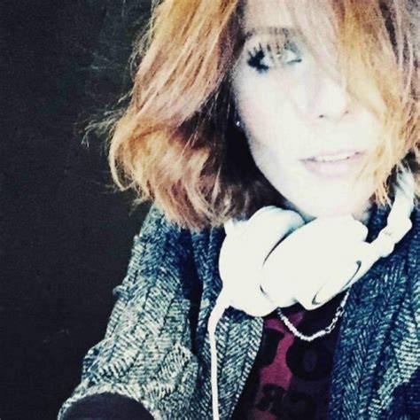 Jun 08, 2021 · ermal meta è uno dei tanti colleghi di mike bird, nome d'arte di michele merlo, che non si danno pace per la scomparsa di un'anima e una voce così giovane. Ermal Meta fidanzato? Ecco chi è la bella fidanzata di ...