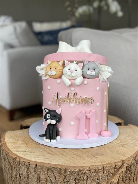 Cat T Box Fondant Cake Toppers With Cat Yellow Cat Grey Cat And Black Cat Girly Cake 3 Cat