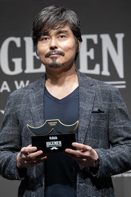 髭スタイル・俳優部門で表彰された小澤征悦「東京2020の最中、髭リンピックの金メダルだと思う（笑）」 ライブドアニュース