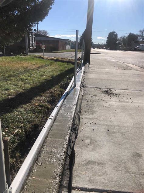 Concrete Mow Strip W Chainlink Fence H H Fence Mt