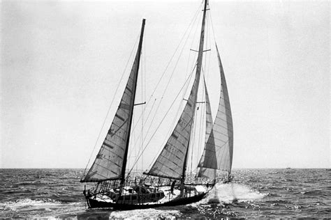 Lost At Sea The Tragic Story Of Donald Crowhurst And The Golden Globe Race
