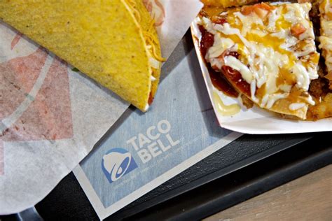 Taco Bell Is Bringing Back The Bacon Club Chalupa In Time For Christmas The Us Sun