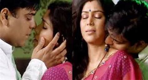 Sakshi Tanwar Birthday Special 17 Min Intimate Scene With Ram Kapoor In Bade Acche Lagte Hain