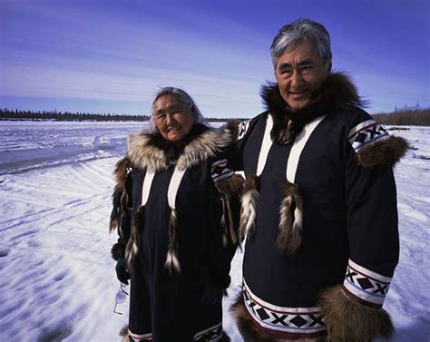Inuits Of Canada Inuit People Culture Canada Fashion