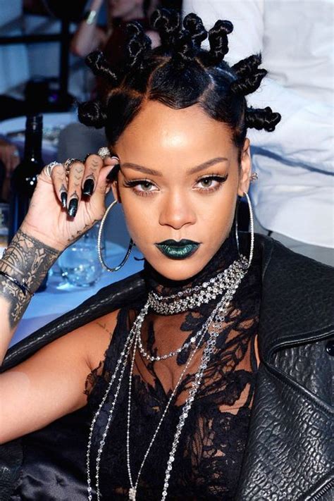 Rihannas Most Iconic Hair Looks Rihanna Hairstyles African