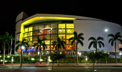 Restaurants Near American Airlines Arena | Casual, Upscale