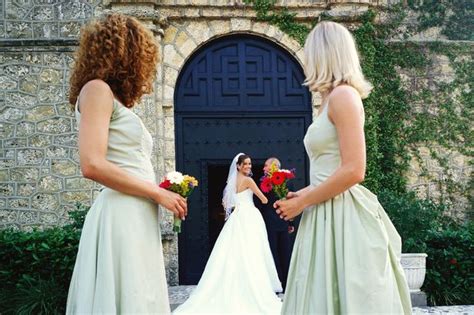 bride sends terrifying list of ground rules to her bridesmaids including gaining weight so