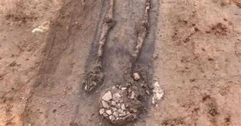 Archaeologists Discover 22 Roman Skeletons At The Back Of Lincolns