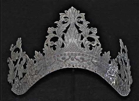 Ceremonial Crown From Indonesia The Daalder Collection