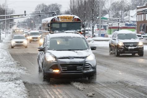 Indianapolis Weather Snowfall Total Tops 7 Inches As Cold Moves In