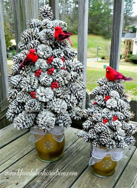 Diy Pine Cone Christmas Crafts That You Will Love