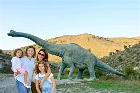 Qué son los dinosaurios, características principales, hábitat, tipos y extinción de los dinosaurios. Senda de los Dinosaurios Enciso y Termas Naturales ...