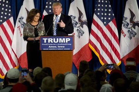 Snl Parody Of Palin S Endorsement Of Trump Has Heads Spinning On Twitter Syracuse Com