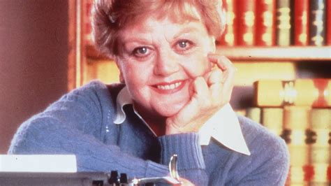 Murder Is Her Hobby Star Angela Lansbury Is Dead Shortly Before Her