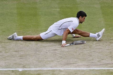 Wimbledon Players Do The Splits In Pictures