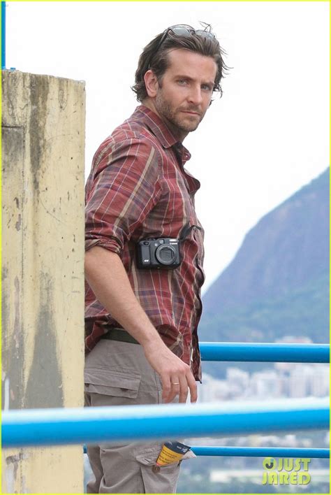 Bradley Cooper Visits Santa Marta Favela With Ed Helms Photo 2880834