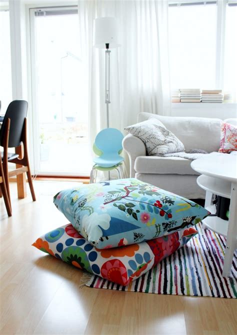 57 Cool Ideas To Decorate Your Place With Floor Pillows Shelterness