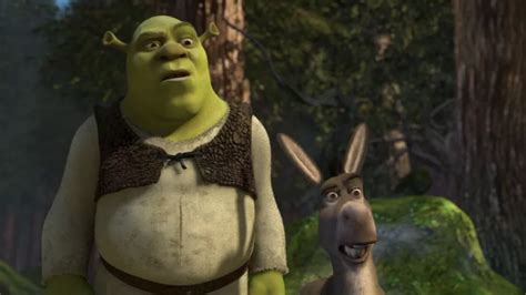 Watch Shreks Donkey Absolutely Roast A Universal Studios Guest For