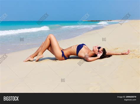 Sexy Beautiful Tanned Image And Photo Free Trial Bigstock