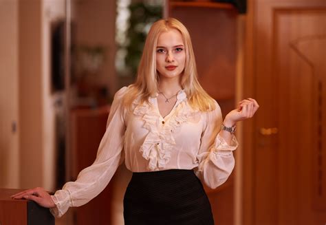 4k Katya Andrew Filonenko Pose Blouse Hands Blonde Girl Glance