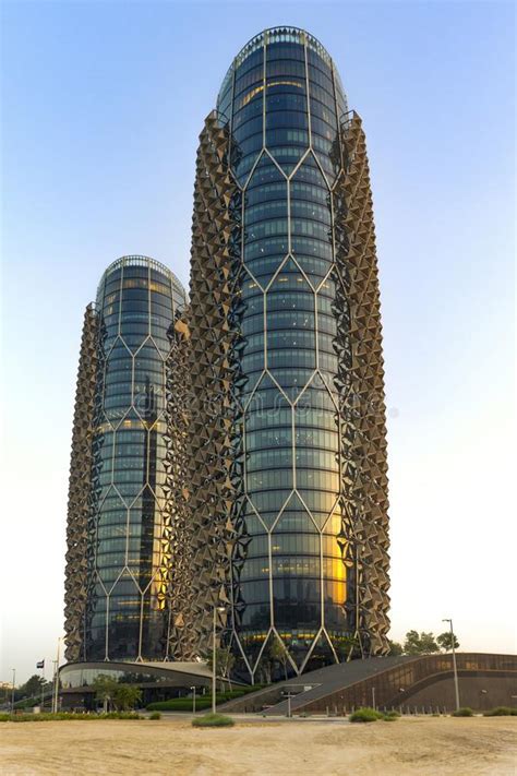 Al Bahr Towers Abu Dhabi Emirati Aprile 2017 Fotografia Editoriale