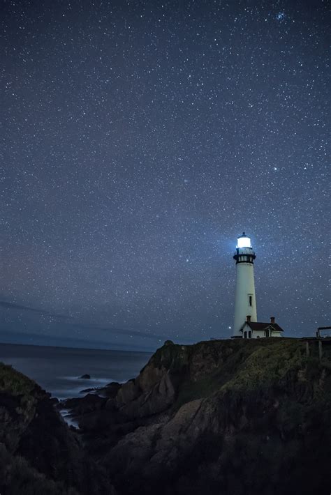 30k Lighthouse At Night Pictures Download Free Images On Unsplash