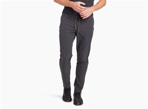 The 10 Best Yoga Pants For Men Of 2020