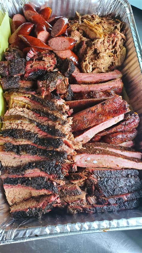 Prochef Oak Smoked Tx Bbq Platter W Brisket Burnt Ends Sausage