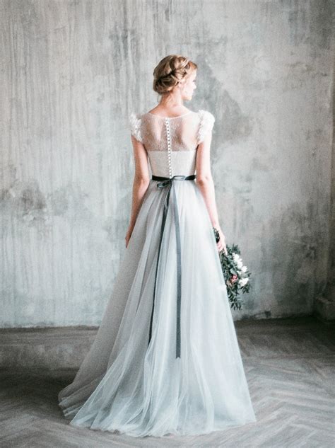 Wedding Dresses For Pear Or Triangle Shape Brides