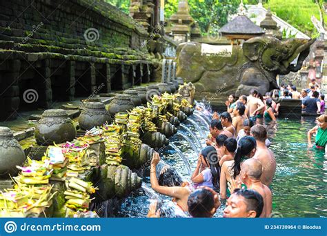 Pura Tirta Empul Temple On Bali Editorial Stock Image Image Of Asian Prayer 234730964