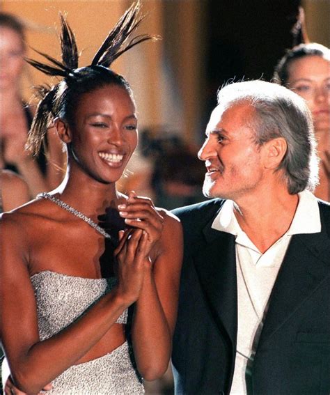 Gianni Versaces Most Iconic Dresses And Catwalk Looks From Princess