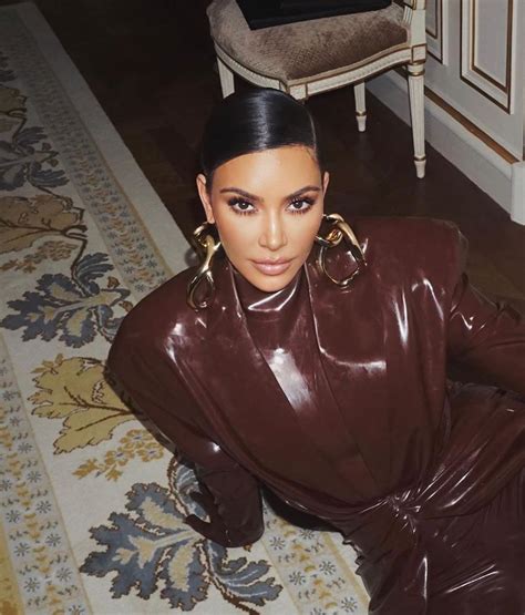 Pin By Ché C🪐 On Neutrals Aesthetic In 2020 Kim Kardashian Kylie