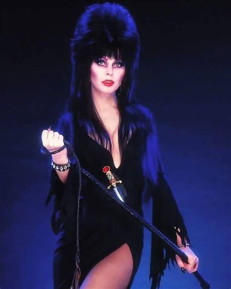 Super Sexy Hot Elvira Horror Facts