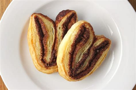 Elephant ear fig ficus auriculata, is nutrient dense fruit beneficial for edema, wounds, diarrhea and figueira brava, punjabi: Elephant Ears Recipe | Recipe | Quick and easy sweet ...