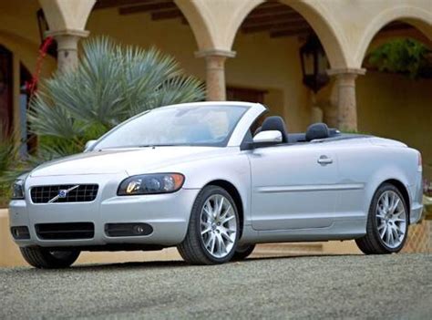 Research the volvo c70 and learn about its generations, redesigns and notable features from each individual model year. Used 2006 Volvo C70 T5 Convertible 2D Prices | Kelley Blue ...