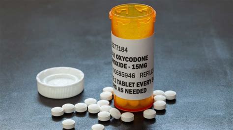5 Warning Signs Of Oxycodone Abuse Addiction Resource