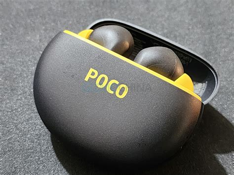 Poco Pods Review Budget Tws Earbuds With Thumping Bass Gizmochina