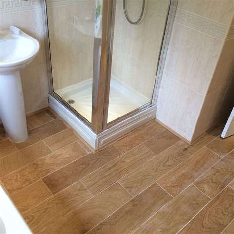 For the edge of the stair way the best transition piece i could find was called a sill nosing or stair edging. Wood look tiles finished with oak edging strip around ...