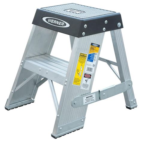 Werner 2 Ft Aluminum Step Ladder With 300 Lb Load Capacity Type Ia